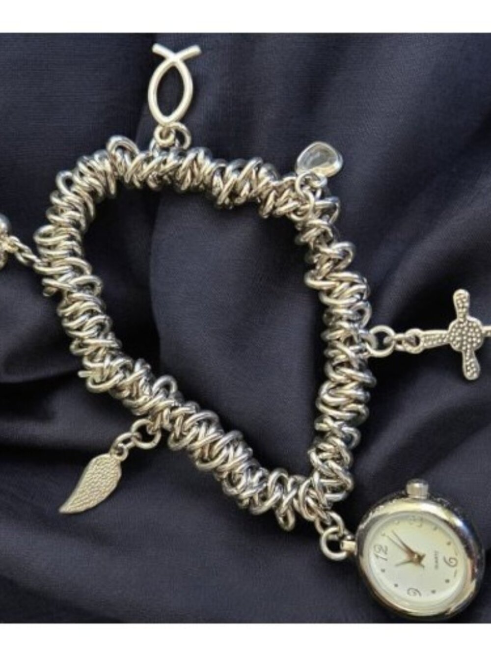 AVON Signature Collection Silvertone Chain Charm Bracelet Ladies Quartz Watch